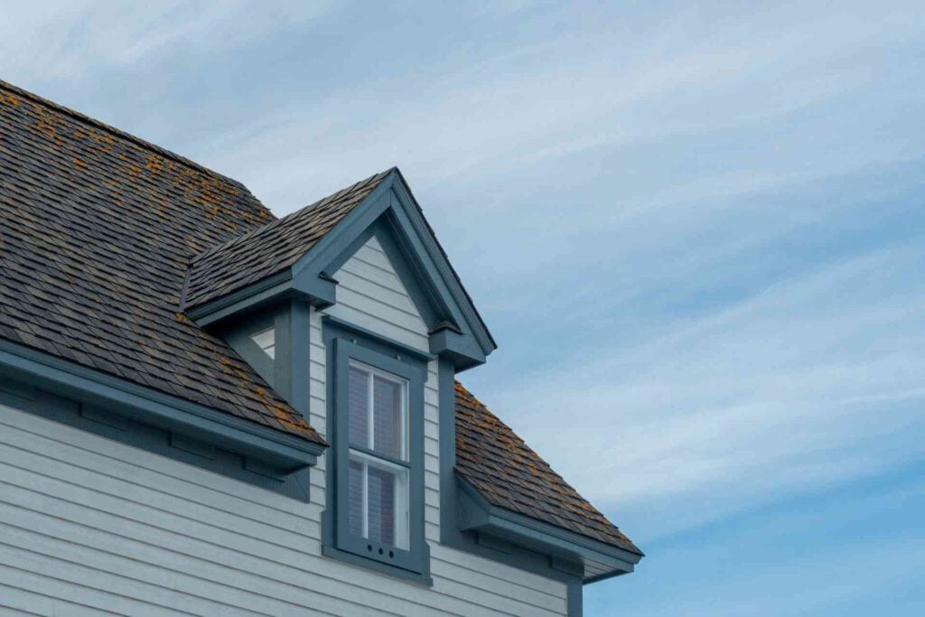 Dormer Window Styles and Ideas to Transform Your Upper Floor 5 wall dormer windows